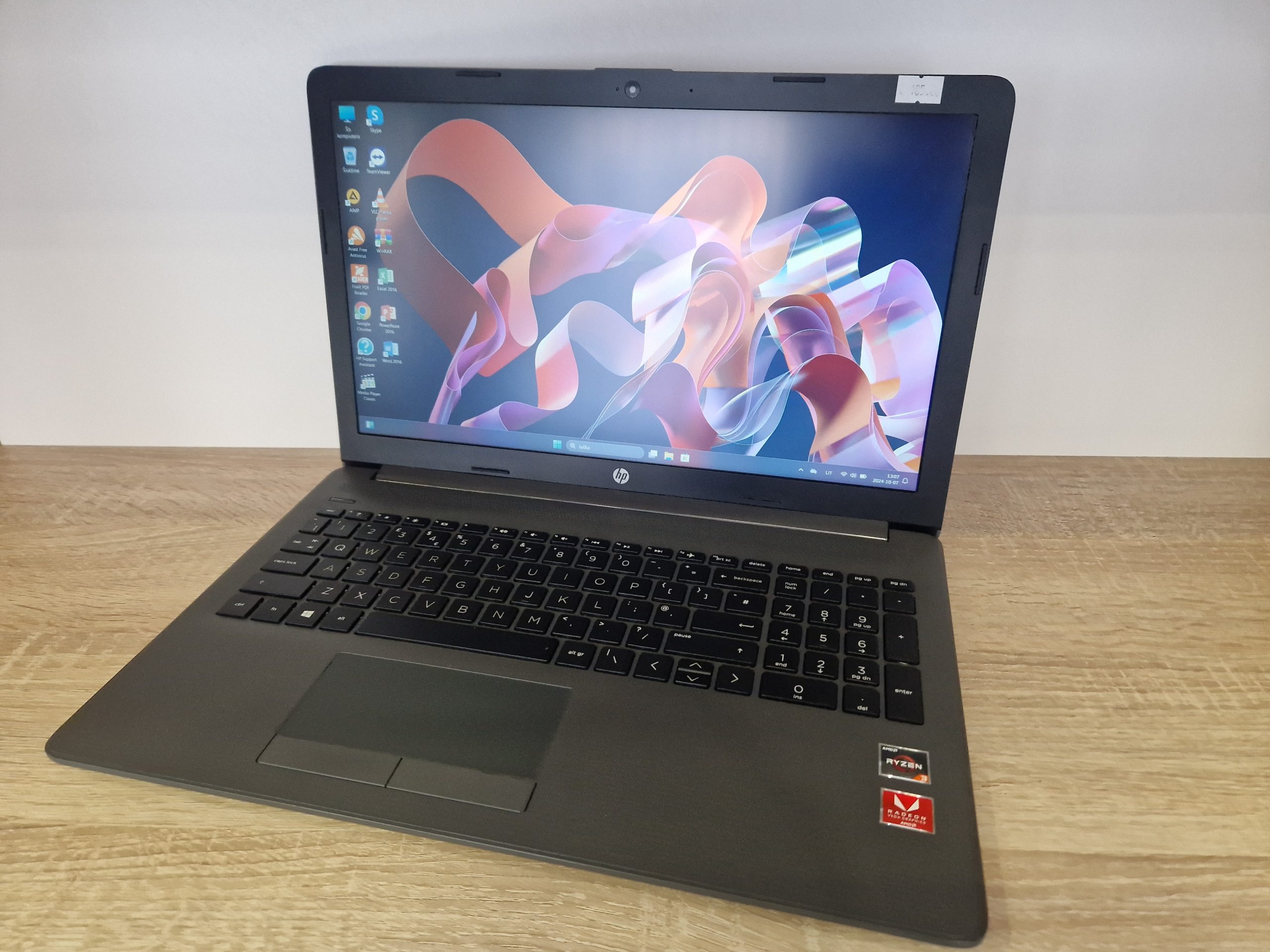 HP 255 G7 - RYZEN 3 8-256GB - Image 4