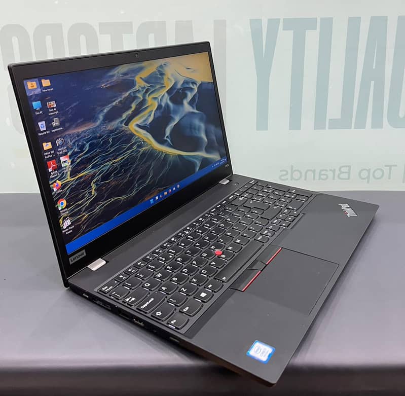 LENOVO P53s - i7-8th 16-256GB - Image 4